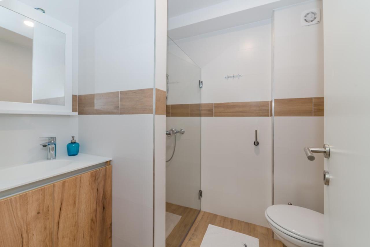 Apartment Mirakul Vir